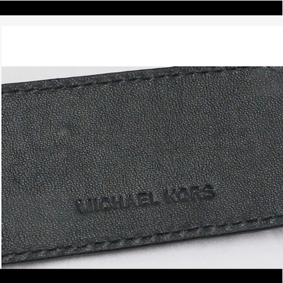 Michael Kors Leather Cuff Bracelet with Stone - Picture 5 of 8